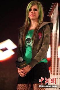 艾薇儿个人资料,从叛逆少女到音乐传奇的蜕变之路